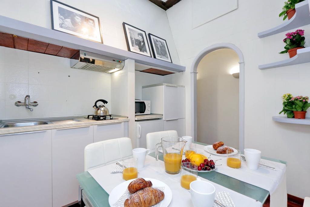 Laterano 238 Apartment Рим Экстерьер фото